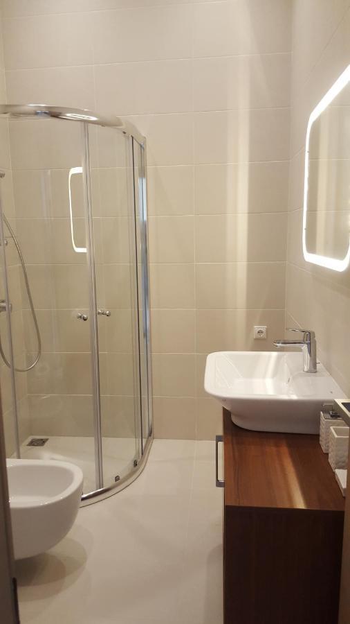 Great Flat With Terrace In Oldtown-Prime Rentals Kaunas Ngoại thất bức ảnh